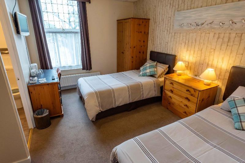 Aarondale Guest House image