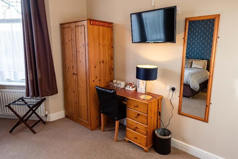 Aarondale Guest House image