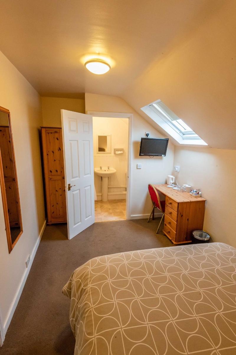 Aarondale Guest House image