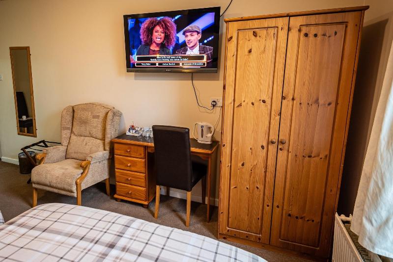 Aarondale Guest House image