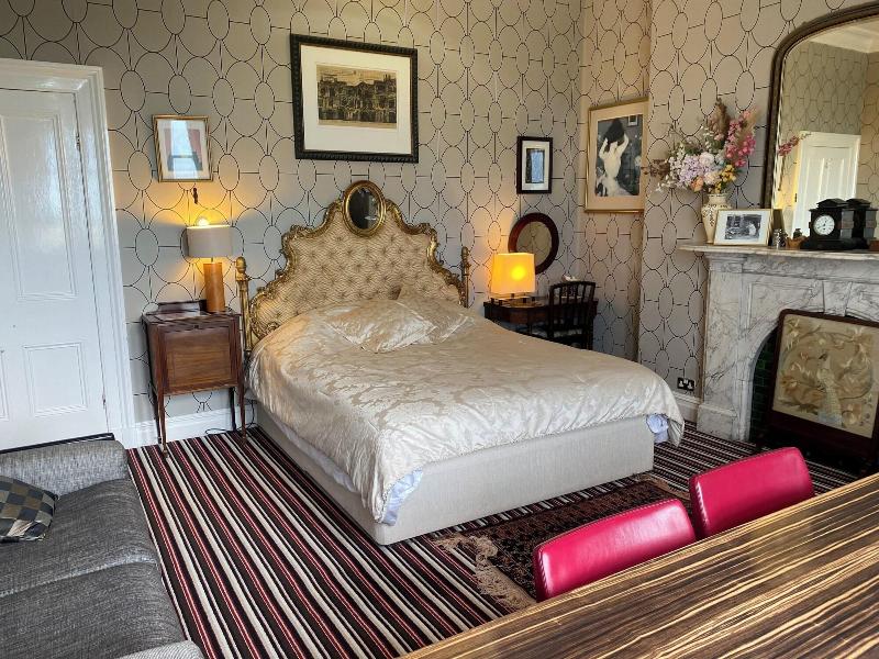 Luxury Historic House image