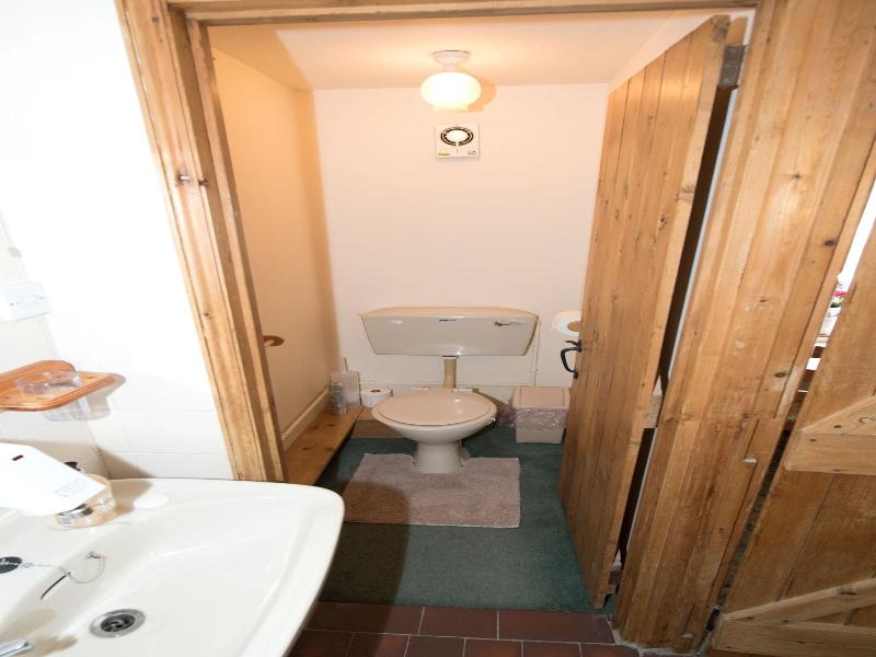 Beachborough Park image