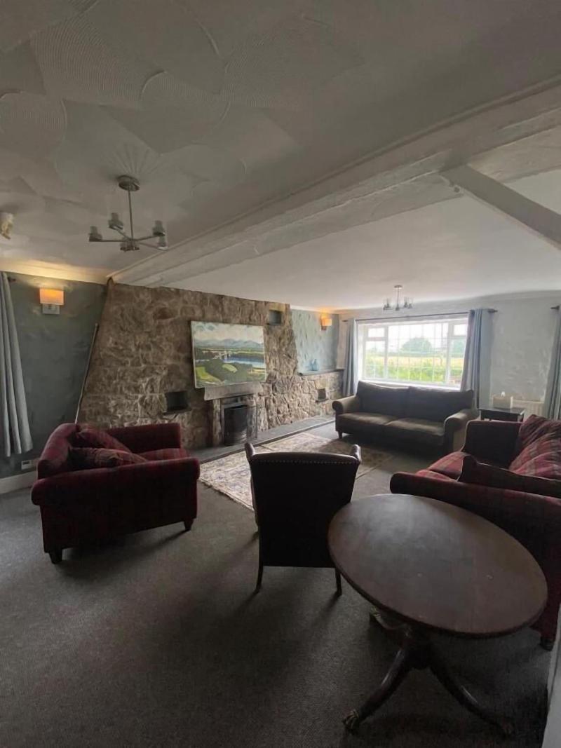 Ty Dderw Country Inn image