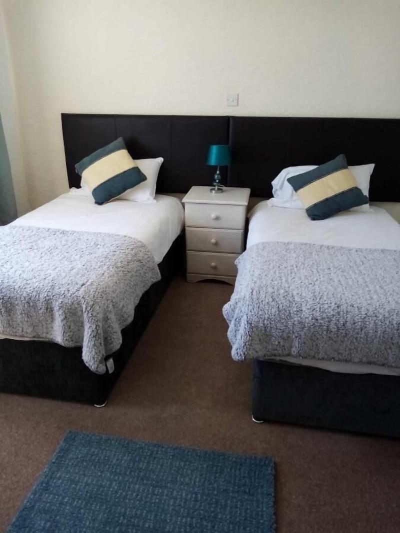 Ty Dderw Country Inn image