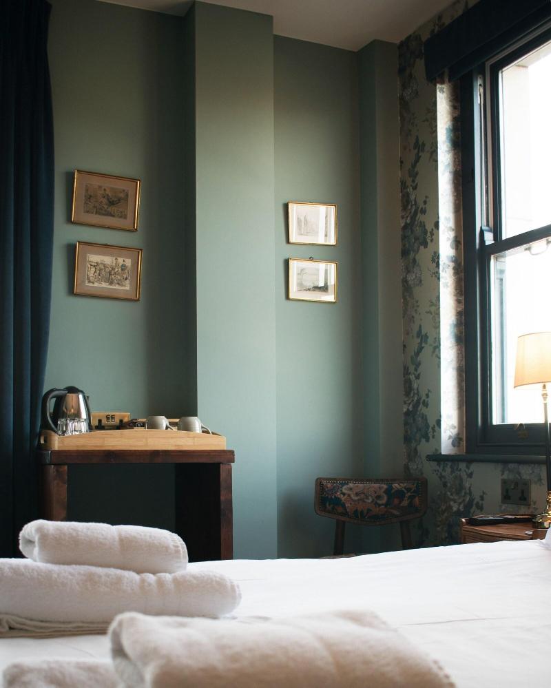 Westow House image
