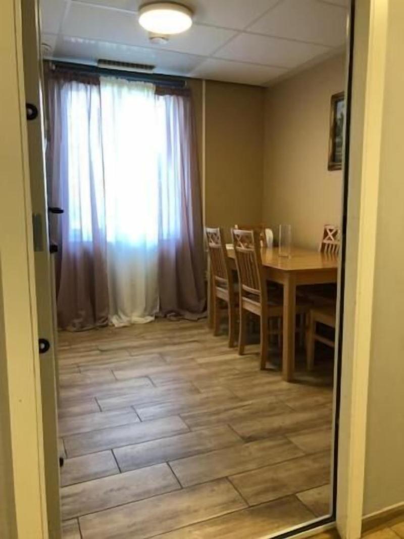 Golden Hostel image