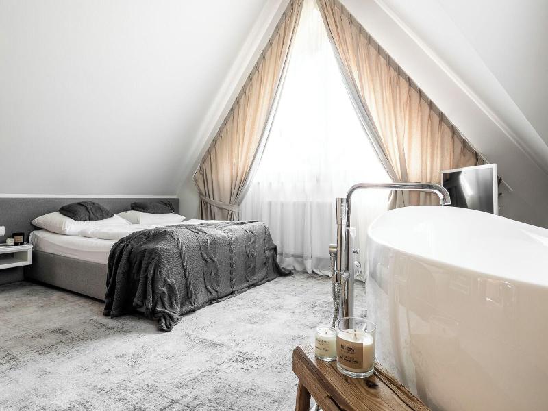 Hotel Zawrat image