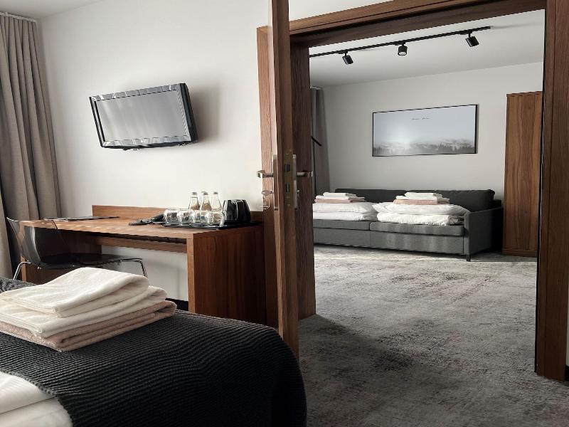 Hotel Zawrat image