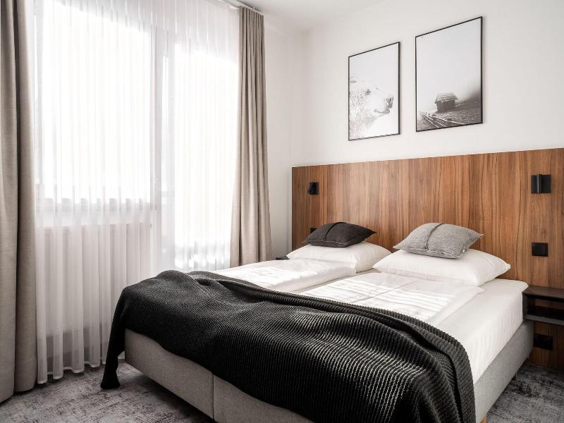 Hotel Zawrat image
