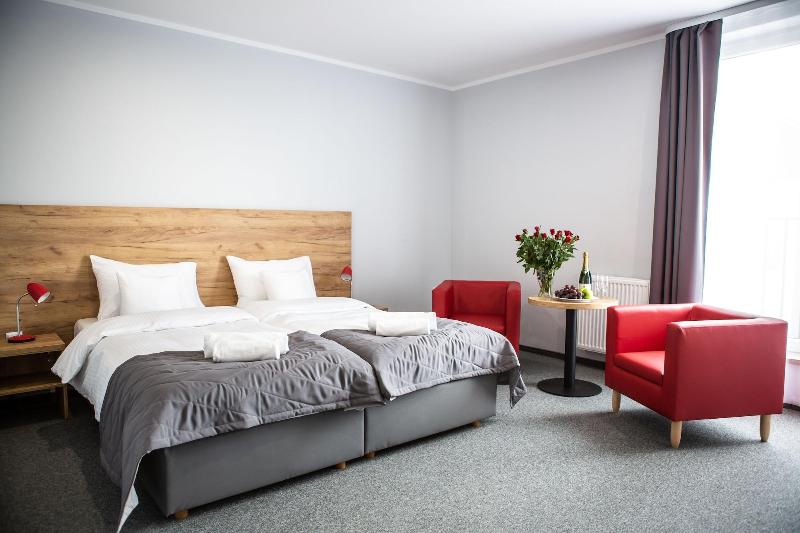 Seven Hotel image