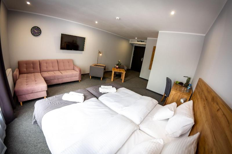 Seven Hotel image