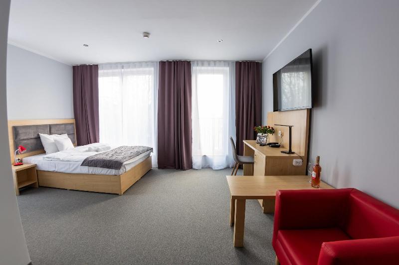 Seven Hotel image