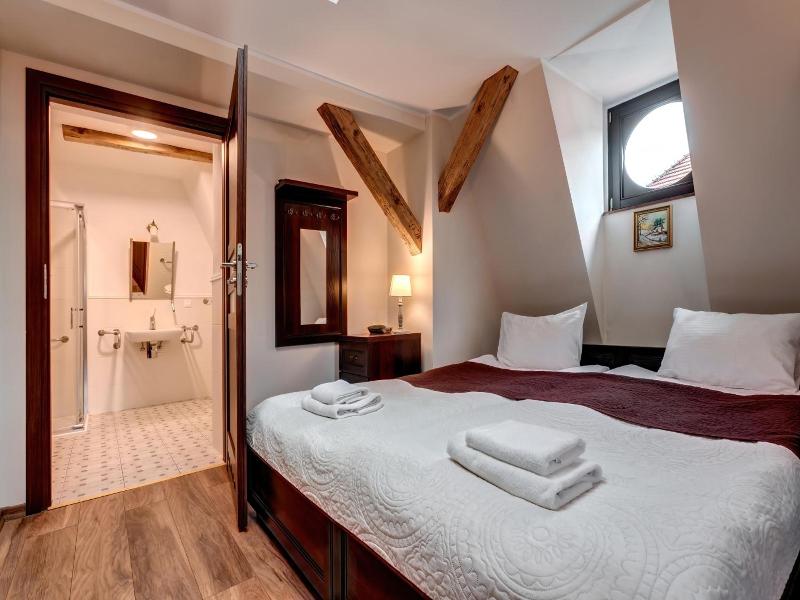 Hotel Charlotta image