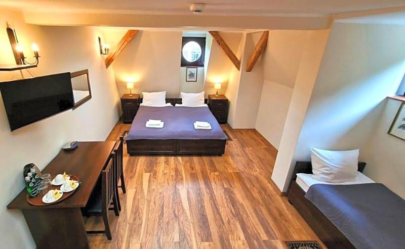 Hotel Charlotta image