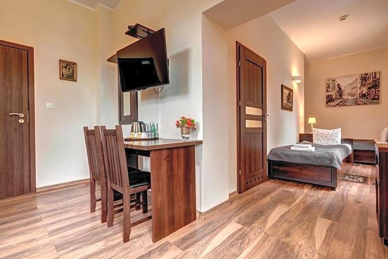 Hotel Charlotta image