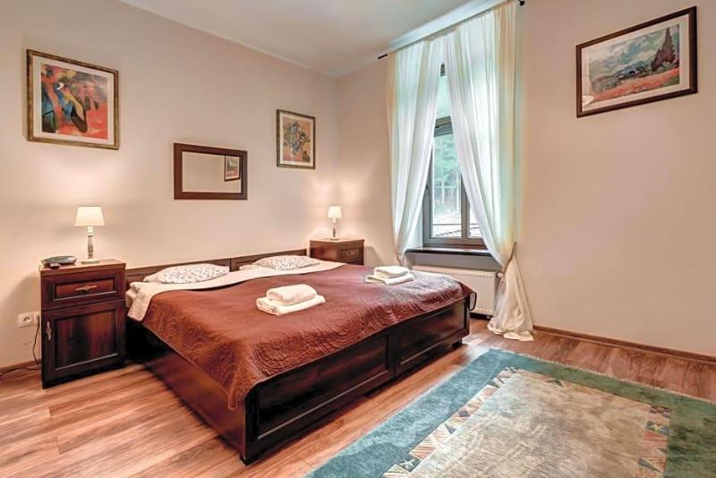 Hotel Charlotta image