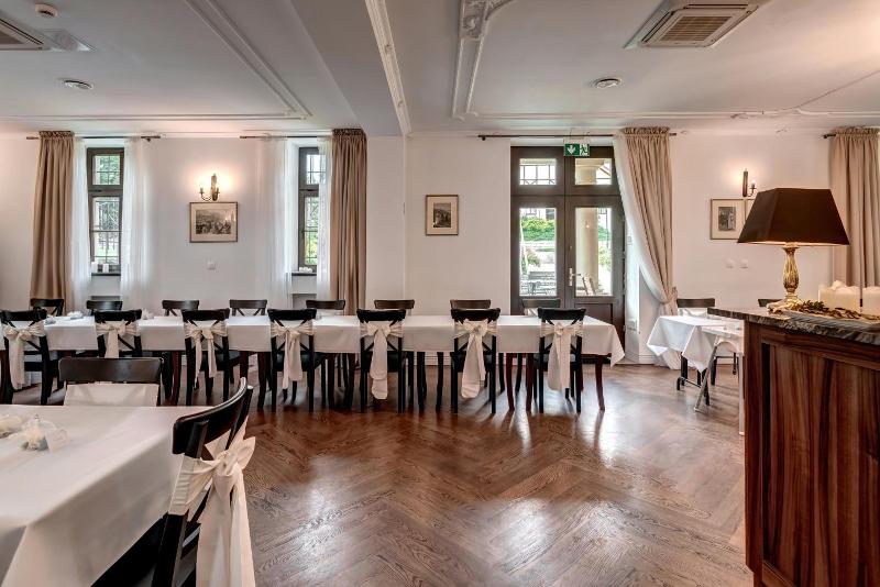 Hotel Charlotta image