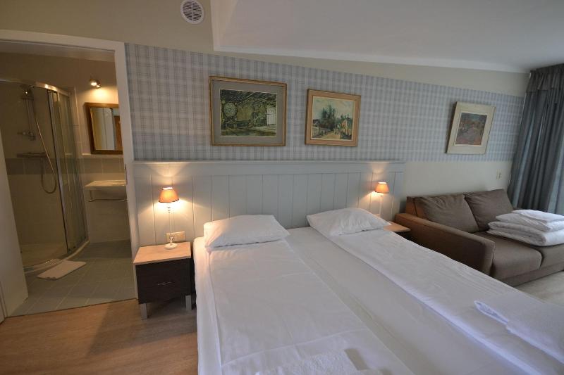 Neptuno Resort & Spa image
