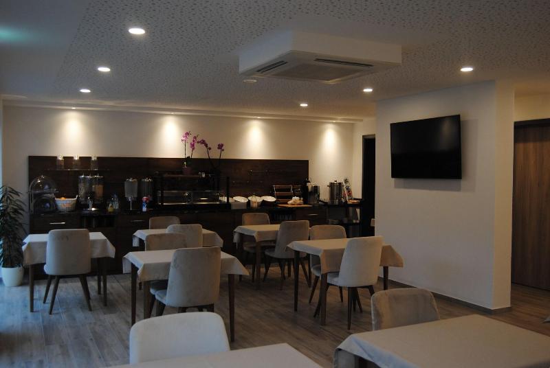 B&S Hotel image