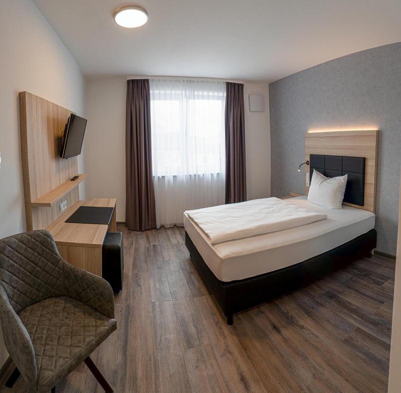 Hotel Schlafplatz image