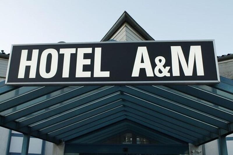 A&M Hotel Barsinghausen image