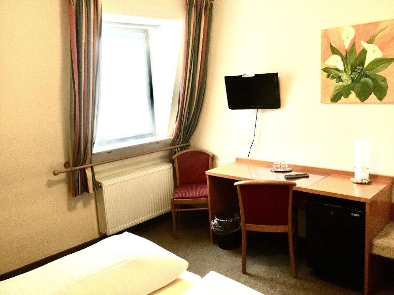 Hotel Im Lustgarten image