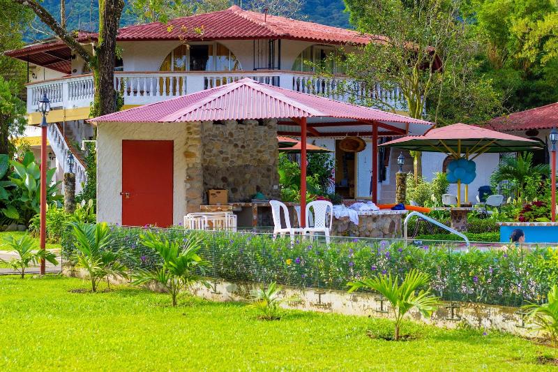 Hotel Y Restaurante Valle Verde image