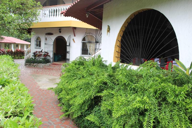 Hotel Y Restaurante Valle Verde image