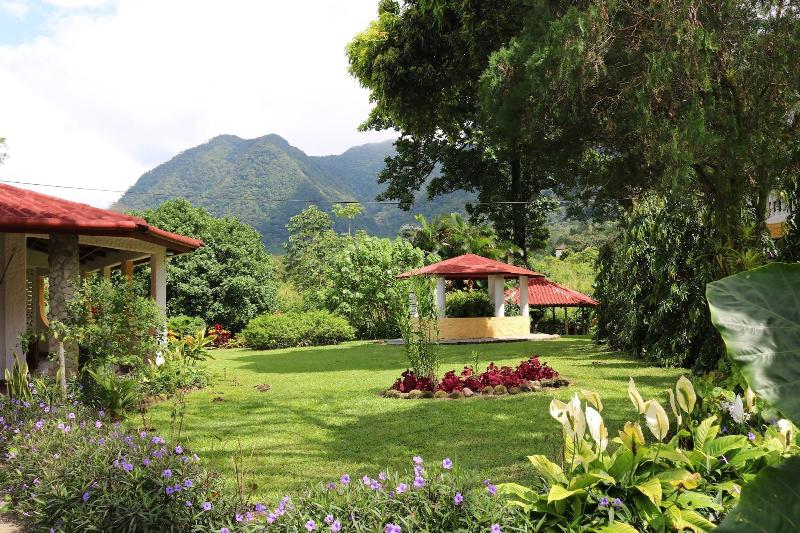 Hotel Y Restaurante Valle Verde image