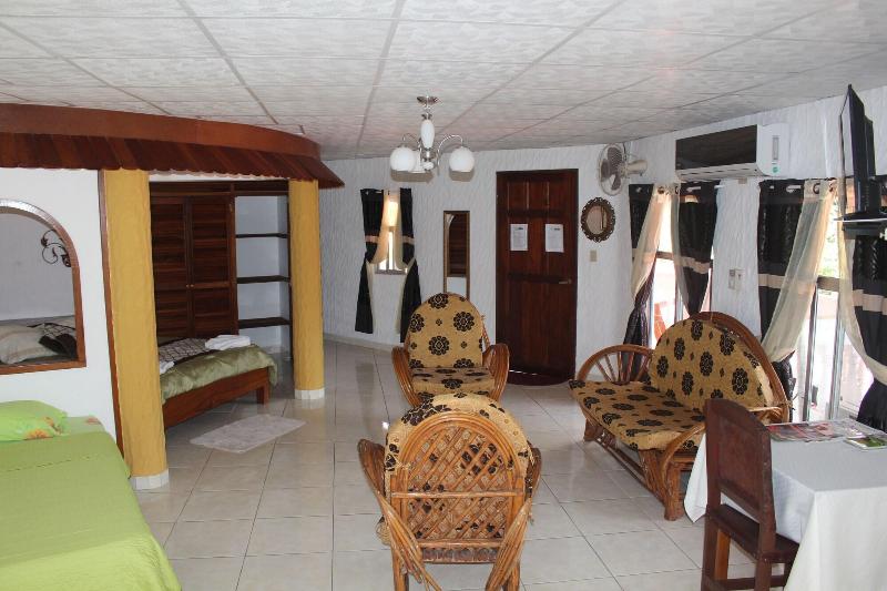 Hotel Y Restaurante Valle Verde image