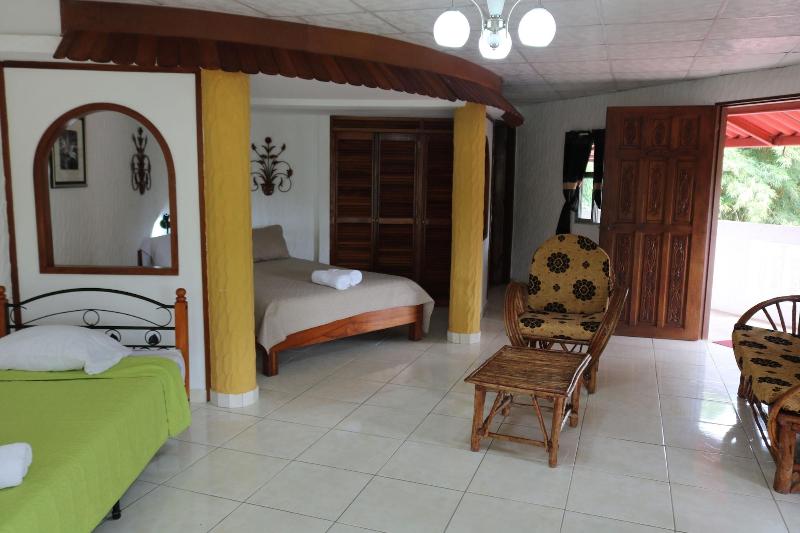 Hotel Y Restaurante Valle Verde image