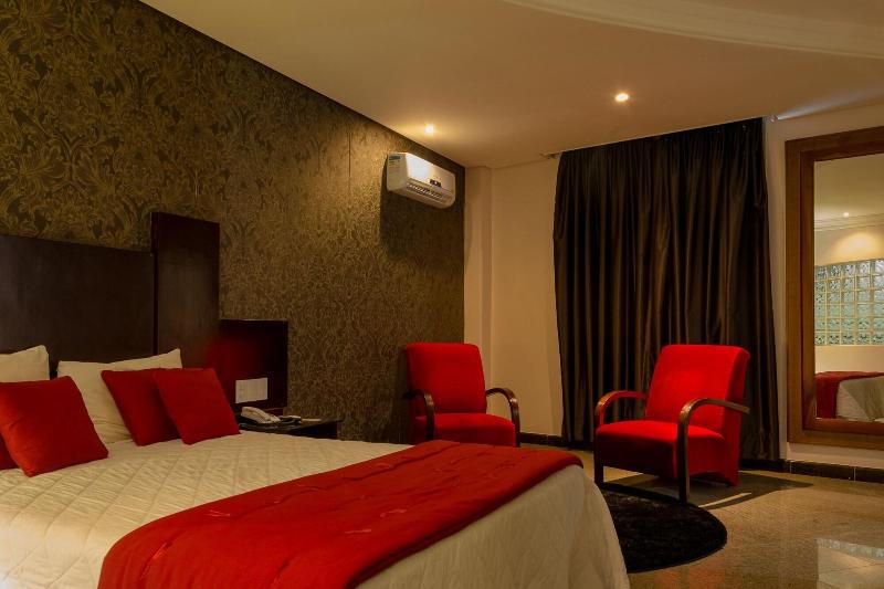 Lindoya Hotel image