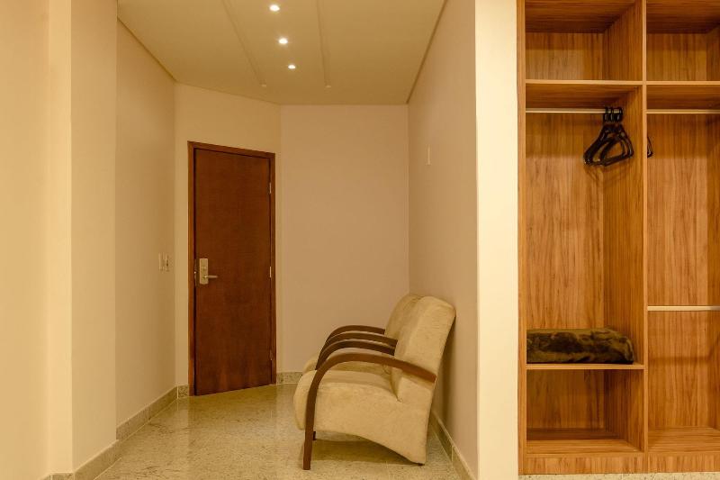 Lindoya Hotel image