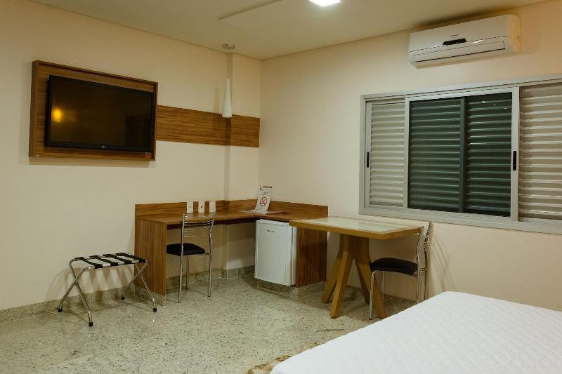 Lindoya Hotel image