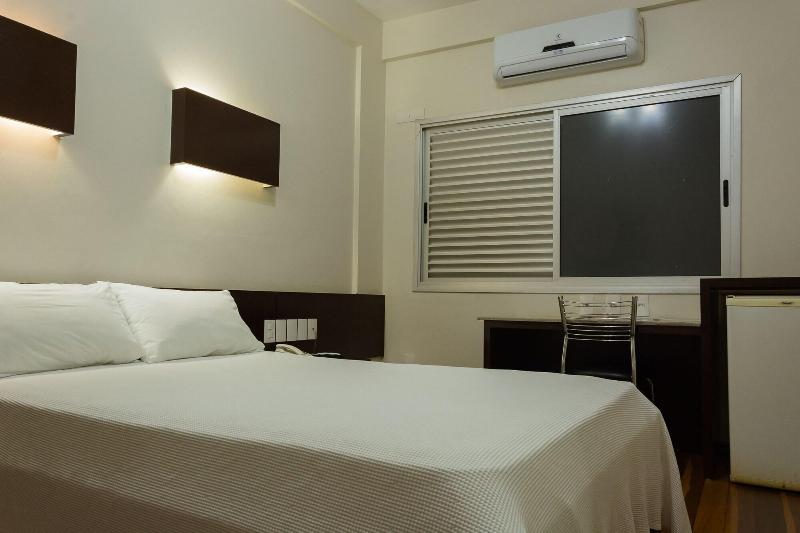 Lindoya Hotel image