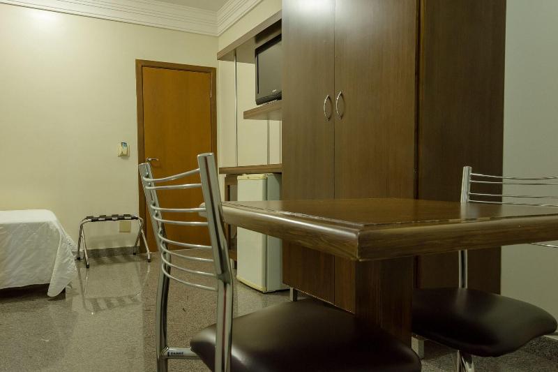 Lindoya Hotel image