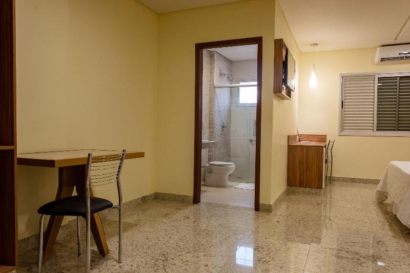 Lindoya Hotel image