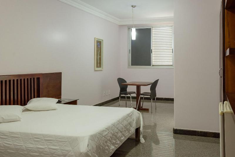 Lindoya Hotel image