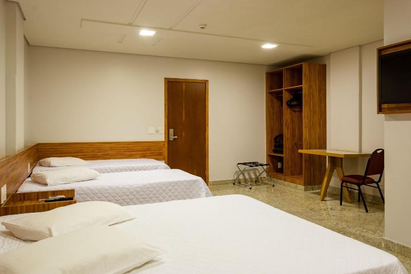 Lindoya Hotel image