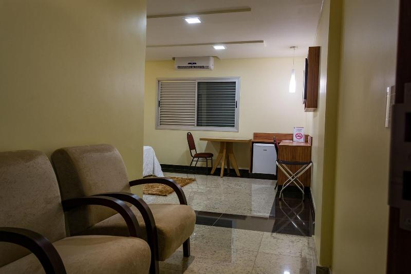 Lindoya Hotel image