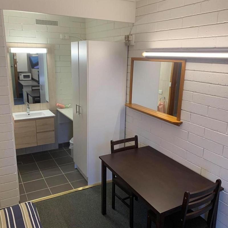Finley Motel image