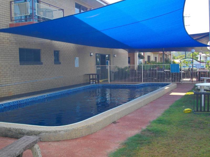 Kurrmine Beach Motel