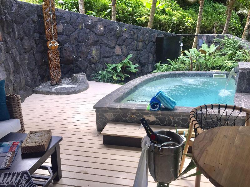 Seabreeze Resort Samoa - Exclusively For Adults image