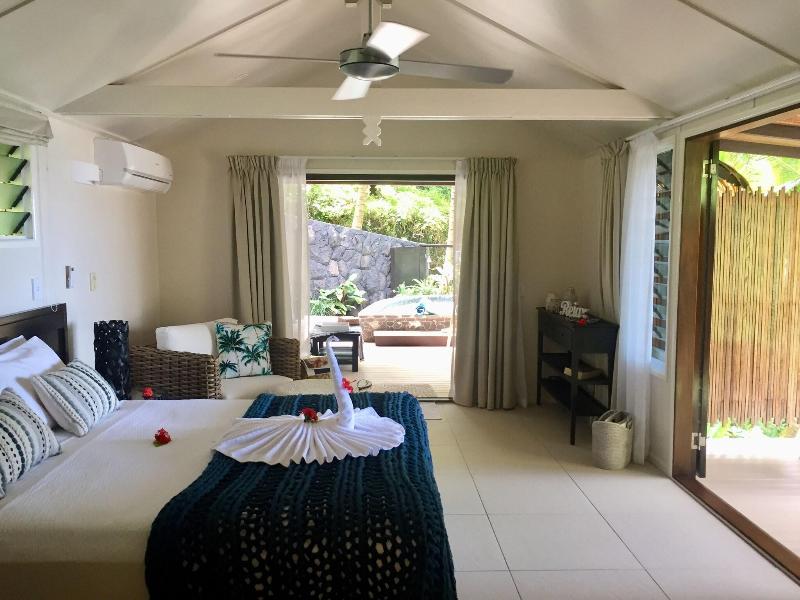 Seabreeze Resort Samoa - Exclusively For Adults image