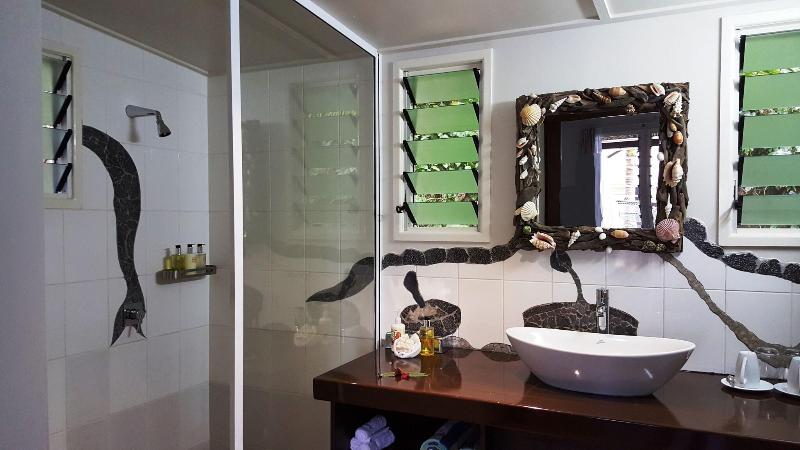 Seabreeze Resort Samoa - Exclusively For Adults image