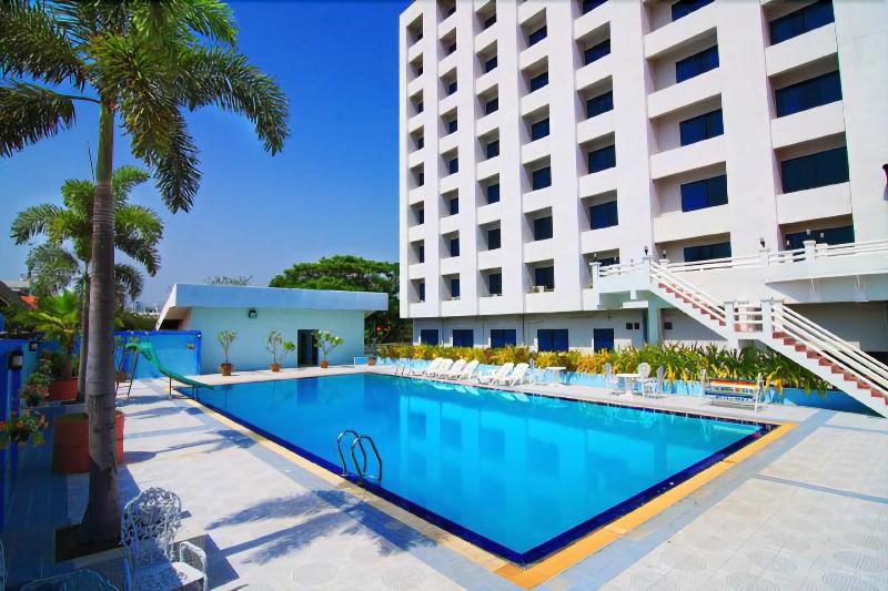 Khumsuphan Hotel