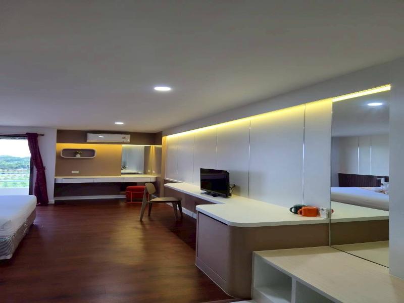 Wiangwalee Hotel by ZUZU image