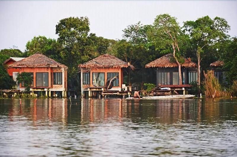 Lake House image