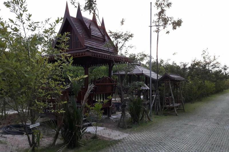 Pt House Resort image