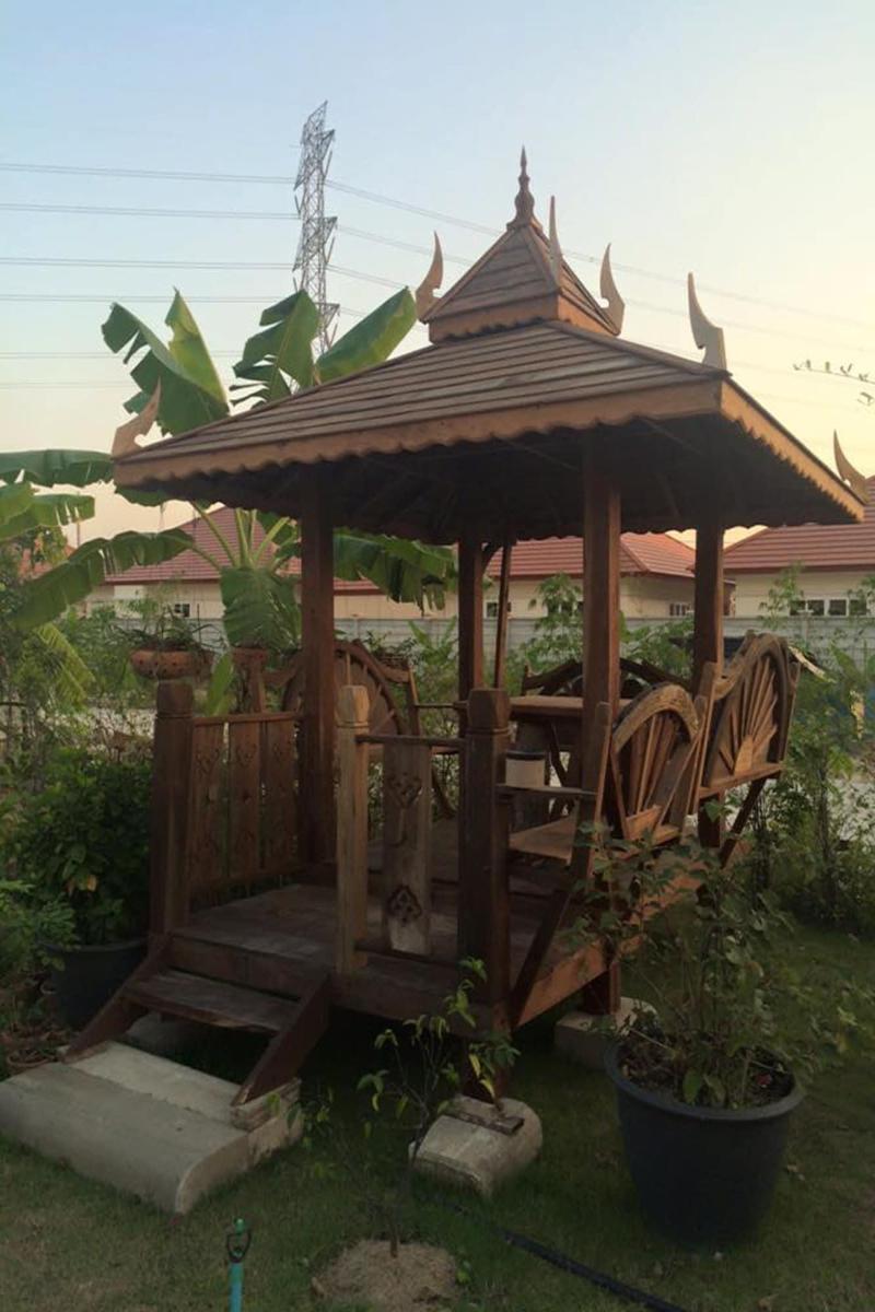 Pt House Resort image